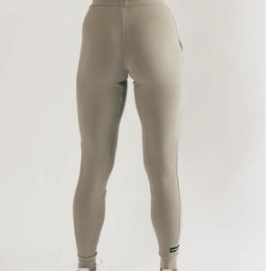 alphalete womens jogger pink, 95% cotton 5% elastic